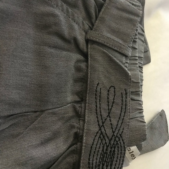 GRAY WIDE LEGGED PANTS - Picture 4 of 4